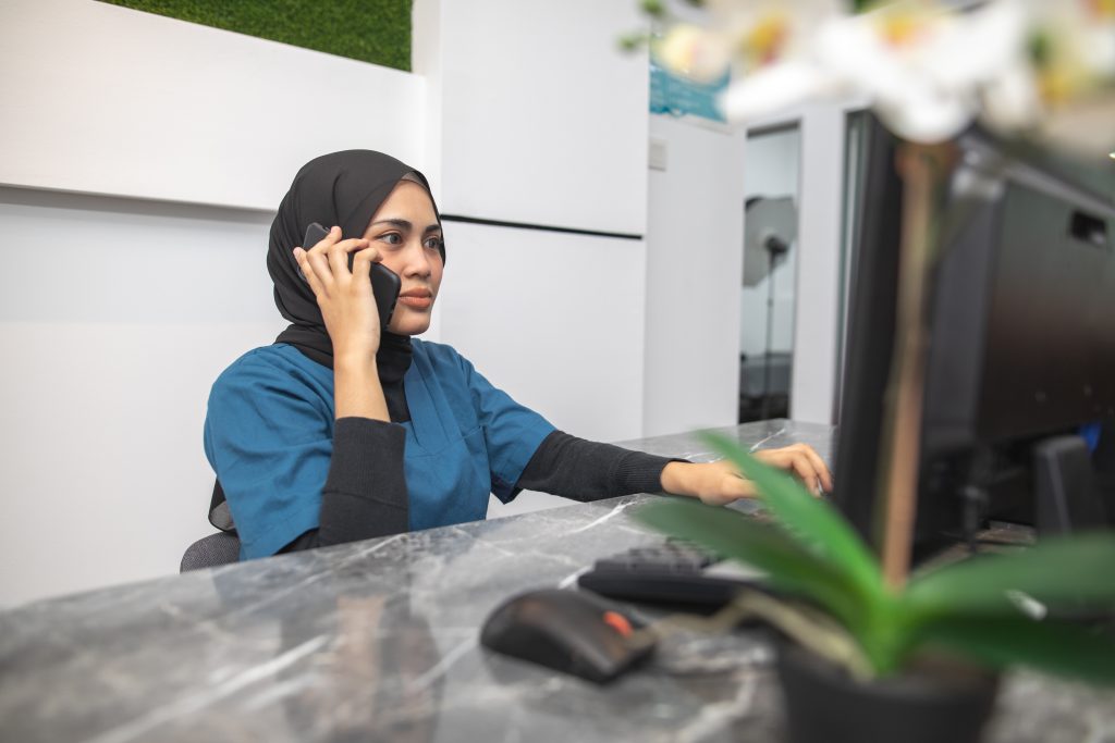 Aoikumo™ menyediakan solusi pemesanan janji temu online yang tersedia 24/7, sehingga Anda dapat memeriksa dan mengelola jadwal kapan saja dengan mudah.