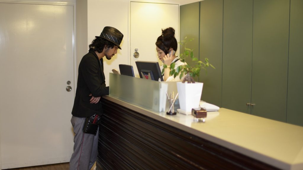 Aoikumo™ menyediakan sistem pemesanan janji temu otomatis untuk mengurangi pekerjaan manual dan meningkatkan efisiensi klinik Anda.